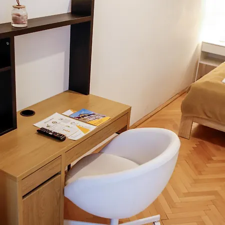 Neuhausz Residenz Ultra-central *