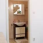 Neuhausz Residenz Ultra-central Apartment *