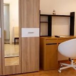 Apartment Neuhausz Residenz Ultra-central *